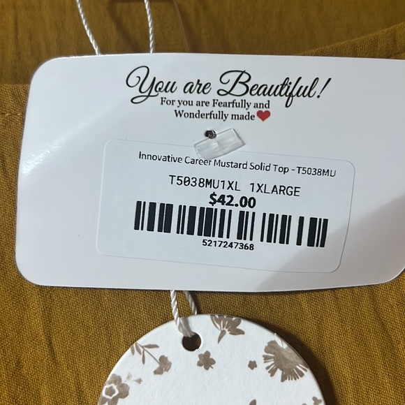 Beautiful Yellow/Gold ODDY top. Size 1XL. Never worn!! NWT - Picture 5 of 5